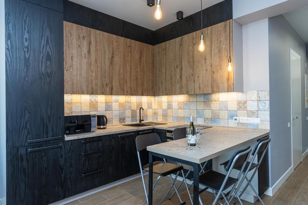 קייב Stylish Panoramic Apartments. Smartplaza. Metro Minskaya מראה חיצוני תמונה