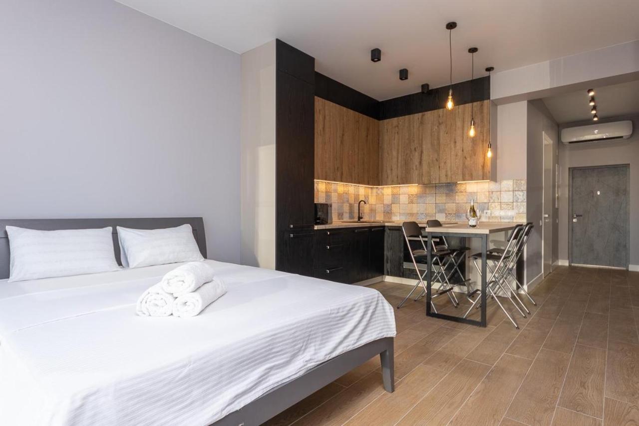 קייב Stylish Panoramic Apartments. Smartplaza. Metro Minskaya מראה חיצוני תמונה